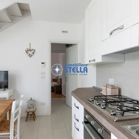 Stella לידו די ג'סולו