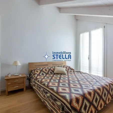 Stella *